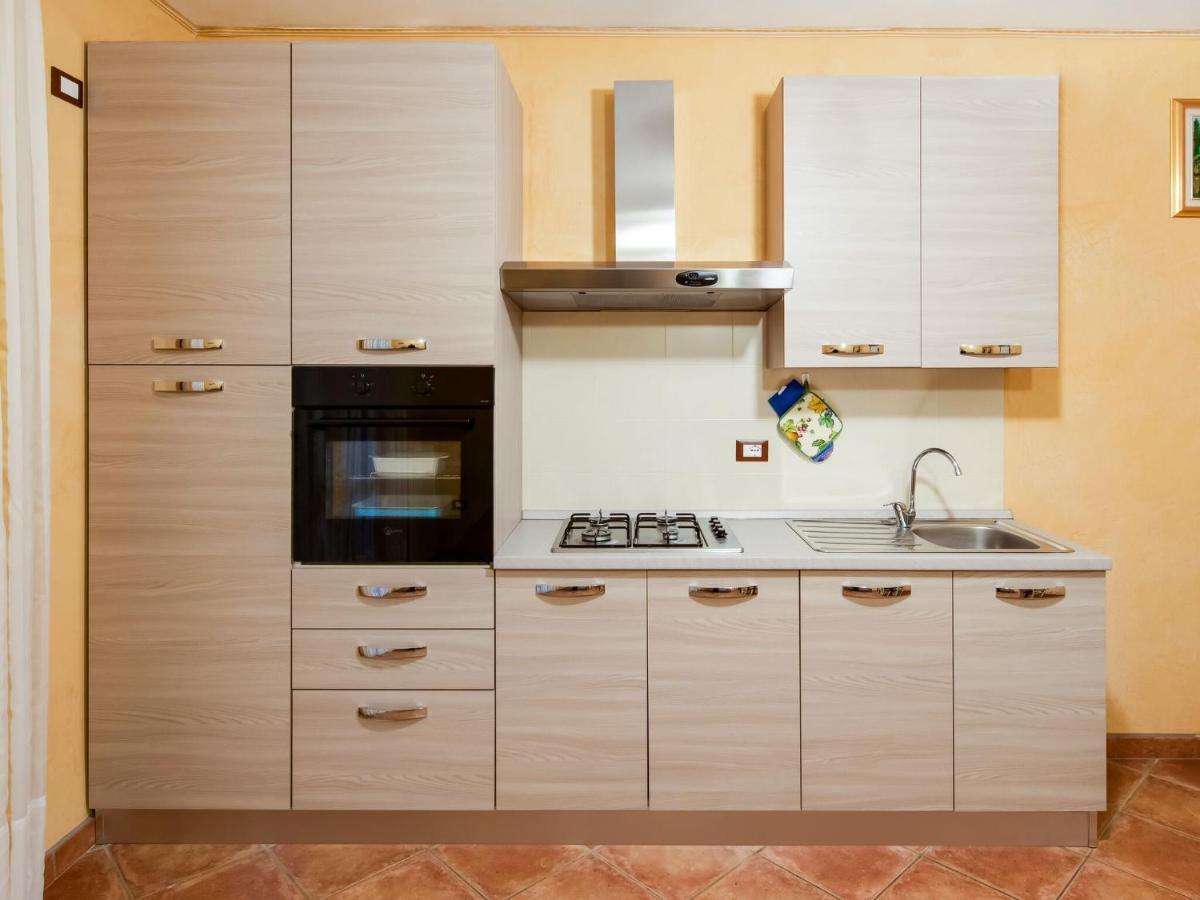 Beautiful Chalet With Swimming Pool In Lombardy Villa Marone Buitenkant foto