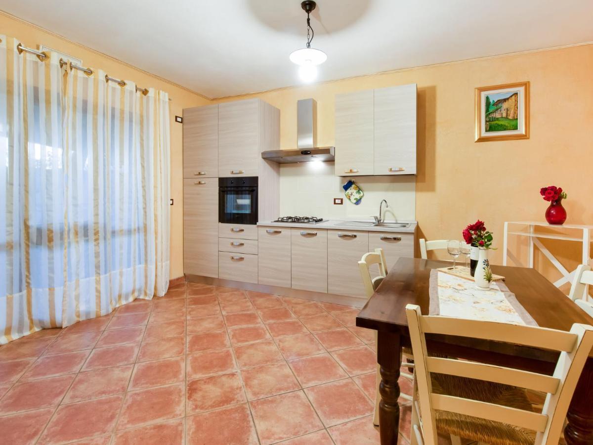 Beautiful Chalet With Swimming Pool In Lombardy Villa Marone Buitenkant foto