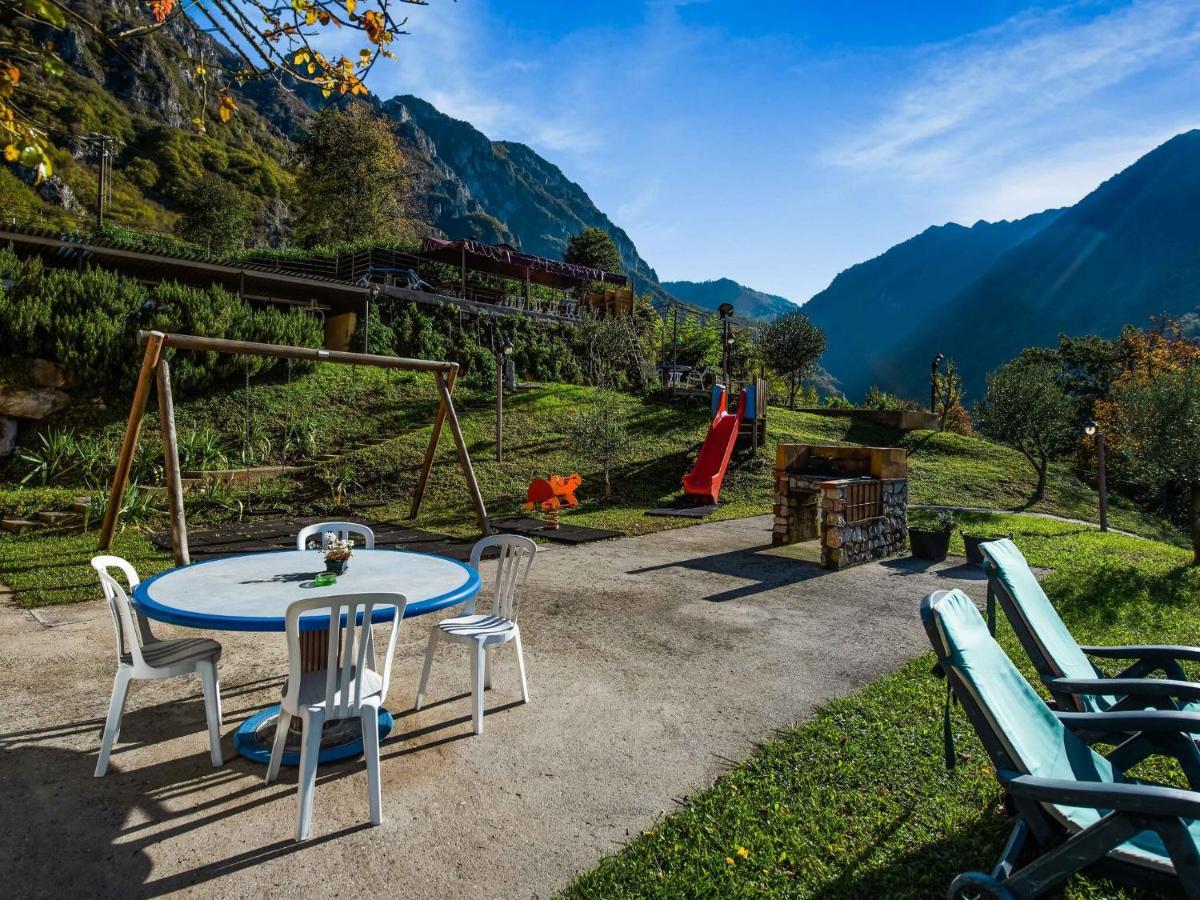 Beautiful Chalet With Swimming Pool In Lombardy Villa Marone Buitenkant foto